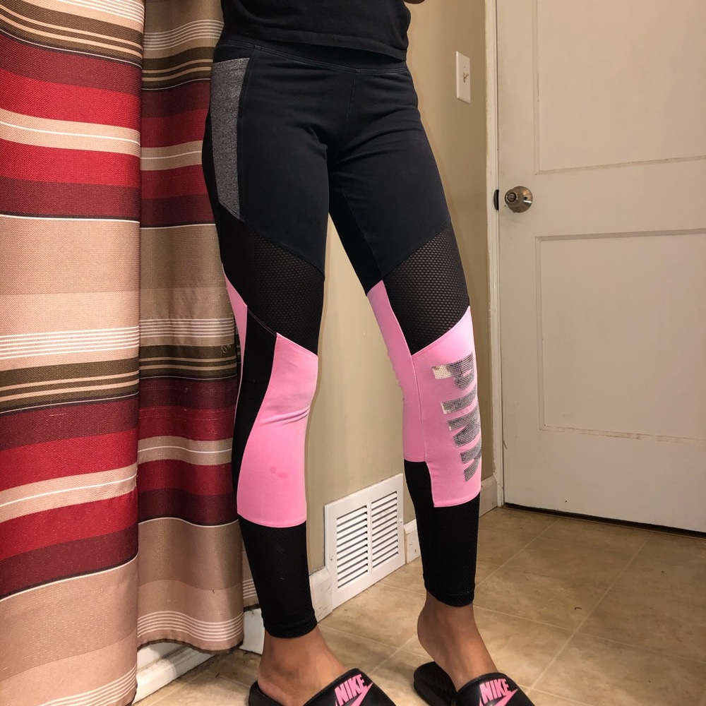 VS PINK LEGGINGS 💕